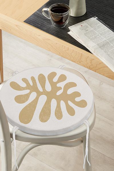 Realhomes Modern Round Zippered Chair Cushion with Onedraw Drawing Leaf Motif on Colorful Background