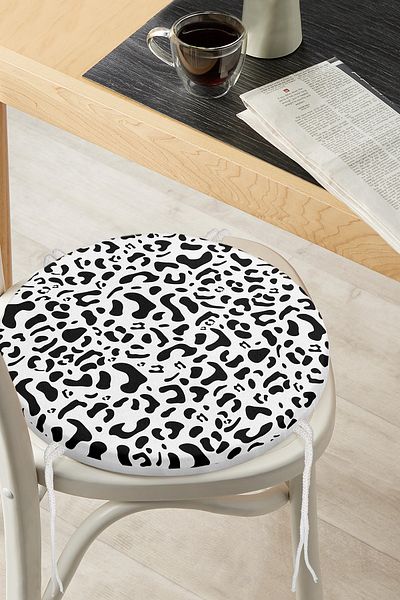 Realhomes Black Colored Geometric Drawing Digital Printed Round Zippered Chair Cushion on White Background