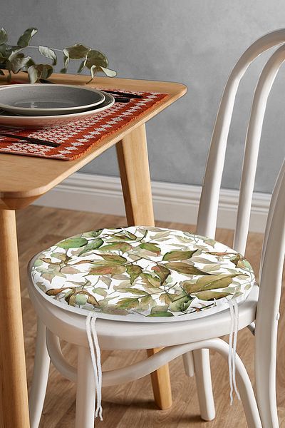 Realhomes Autumn Leaf Pattern Digital Printed Round Zippered Chair Cushion on White Background