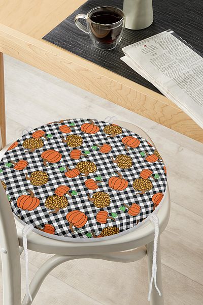 Realhomes Modern Round Zippered Chair Cushion with Colorful Pumpkin Pattern on Black and White Plaid