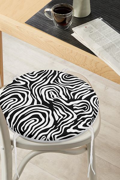 Realhomes White Geometric Patterned Digital Printed Round Zippered Chair Cushion on Black Background