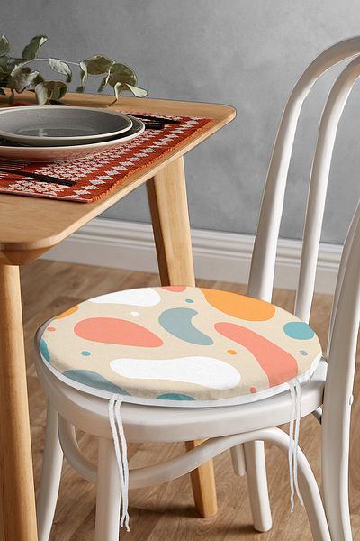 Realhomes Oval Patterns with Onedraw Drawing on Mustard Floor Modern Round Zippered Chair Cushion