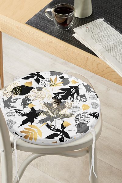 Realhomes Gold Detailed Leaf Patterned Digital Printed Modern Round Zippered Chair Cushion on White Background