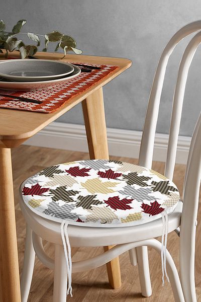 Realhomes Plaid Leaf Patterned Digital Printed Modern Round Zippered Chair Cushion on White Background