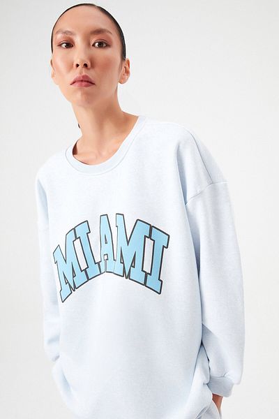 Açelya Okcu Hanorac oversize cu imprimeu Miami