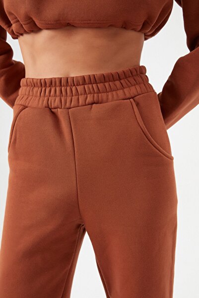 Açelya Okcu Ανυψωμένο αθλητικό παντελόνι με ελαστικά πόδια