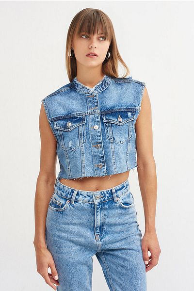 Açelya Okcu Vestă din denim crop