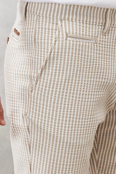 ALTINYILDIZ CLASSICS Ανδρικό λευκό-μπεζ Slim Fit Slim Fit ριγέ, ευέλικτο σορτς με πλαϊνές τσέπες