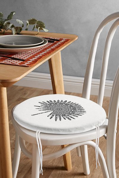 Realhomes Black and White Flower Designed Modern Round Zippered Chair Cushion