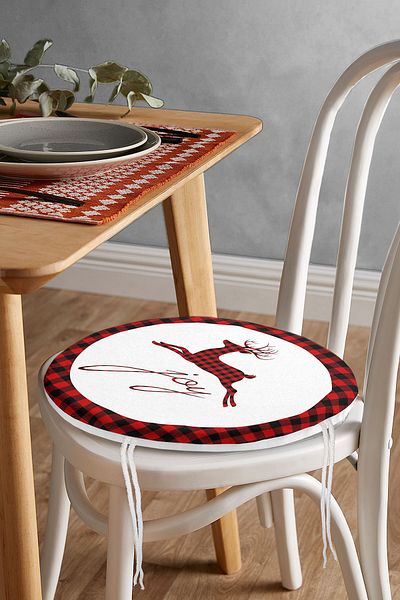Realhomes Joy Plaid Deer Patterned Round Zippered Chair Cushion