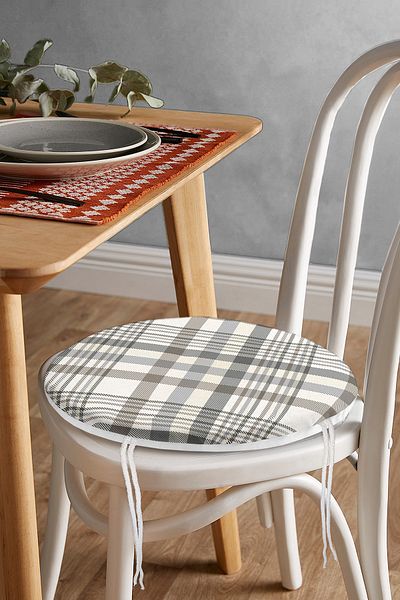 Realhomes Gray Cream Plaid Patterned Digital Printed Modern Round Zippered Chair Cushion