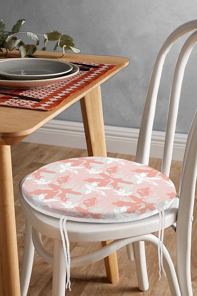 Realhomes Round Zippered Chair Cushion with Pink and White Leaf Motif on Gray Background