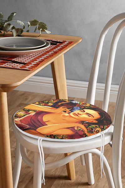 Realhomes Happiness Flowers Vintage Design Digital Printed Round Zippered Chair Cushion