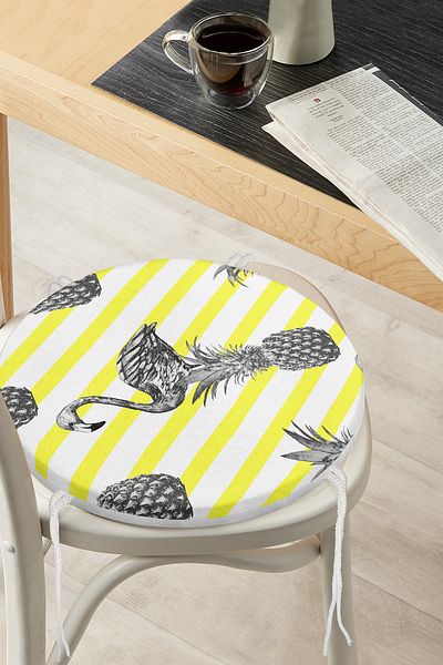 Realhomes Flamingo Themed Digital Printed Round Zippered Chair Cushion
