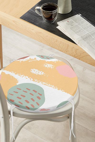 Realhomes Modern Black and White Line Motif Round Zippered Chair Cushion