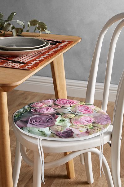 Realhomes Pink Roses Digital Printed Round Zippered Chair Cushion