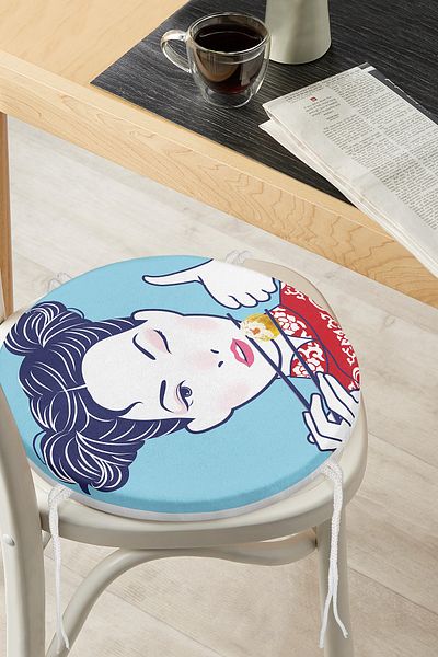 Realhomes Japanese Girl Eating Sushi Patterned Modern Round Zippered Chair Cushion