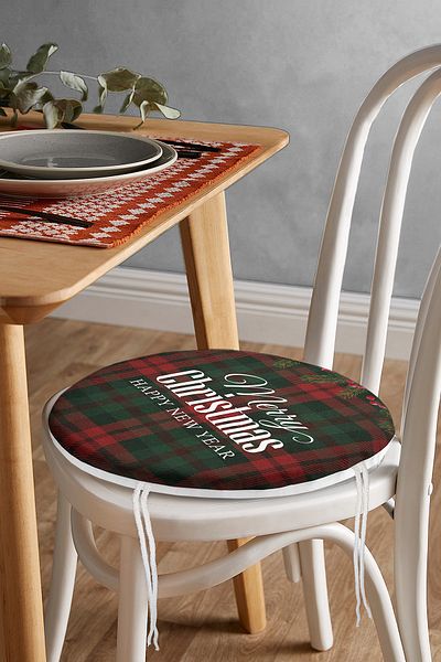 Realhomes Merry Christmas Digital Printed Round Zippered Chair Cushion on Plaid Floor