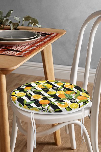 Realhomes Lemon Patterned Round Zippered Chair Cushion with Striped Black Background