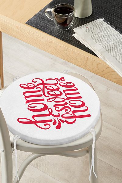 Realhomes Red Home Sweet Home Digital Modern Round Zippered Chair Cushion