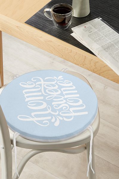 Realhomes Home Sweet Home Digital Printed Round Zippered Chair Cushion