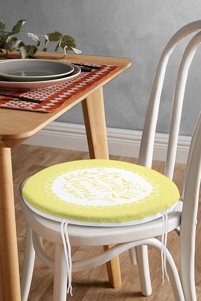 Realhomes Home Sweet Home Digital Printed Round Zippered Chair Cushion