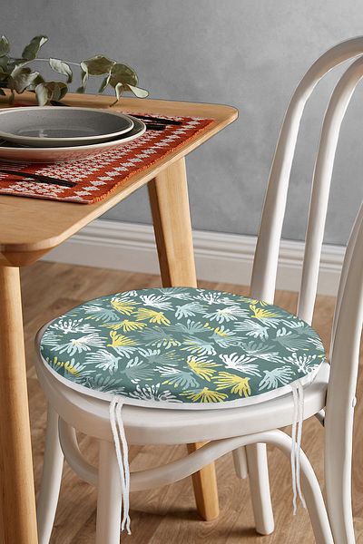 Realhomes Modern Round Zippered Chair Cushion with Onedraw Drawing Leaf Motif on Colorful Background