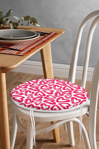 Realhomes Digital Printed Modern Round Zippered Chair Cushion with Modern Drawing Hearts Design