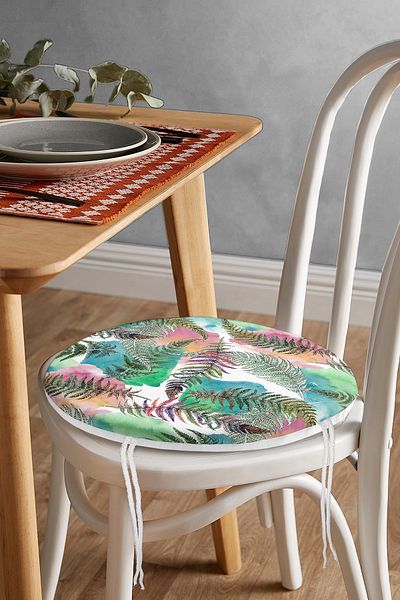 Realhomes White Floor Colored Abstract Drawing Leaf Pattern Digital Printed Round Zippered Chair Cushion