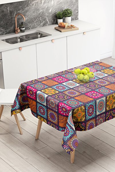 Nish & Royal مفرش طاولة حديث بتصميم عرقي منقوش من Realhomes