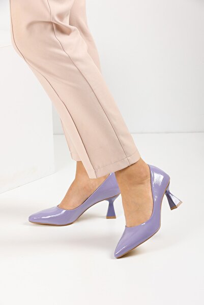 marinarosse حذاء بينا بكعب نسائي بلون الشمبانيا