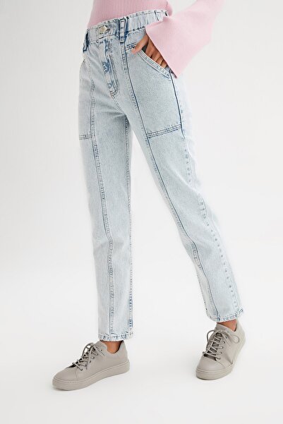 Açelya Okcu Women's Ice Blue High Waist Elastic Pocket Jeans