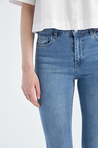 DeFacto Rebeca Skinny Fit Normal Waist Washed Jean Trousers