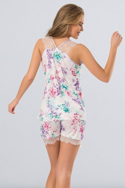 TÜREN Women's Shorts Set with Lace Straps and Floral Print