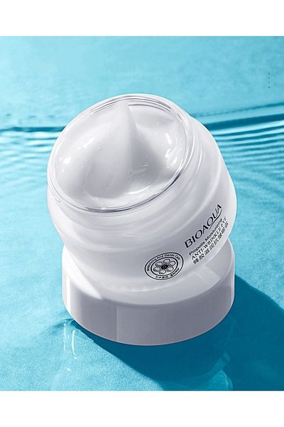 Bioaqua Propolis Moisturizing Anti-Wrinkle Eye Cream 20 Gr