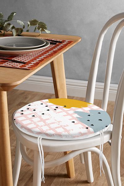 Realhomes Round Zippered Chair Cushion with Oil Painting Drawings on Square Floor