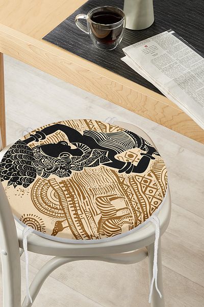 Realhomes Ethnic Pattern Floored African Women's Motif Round Zippered Chair Cushion