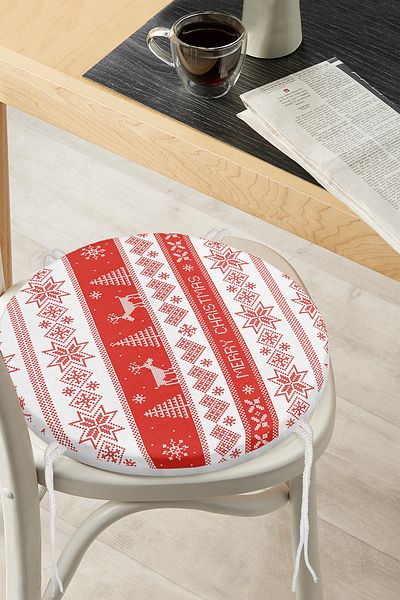 Realhomes Merry Christmas Cross Stitch Looking Deers Digital Printed Round Zippered Chair Cushion
