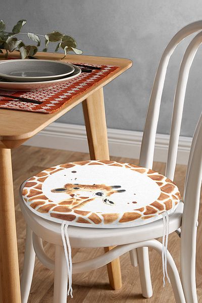 Realhomes White Background Giraffe Patterned Digital Printed Modern Round Zippered Chair Cushion