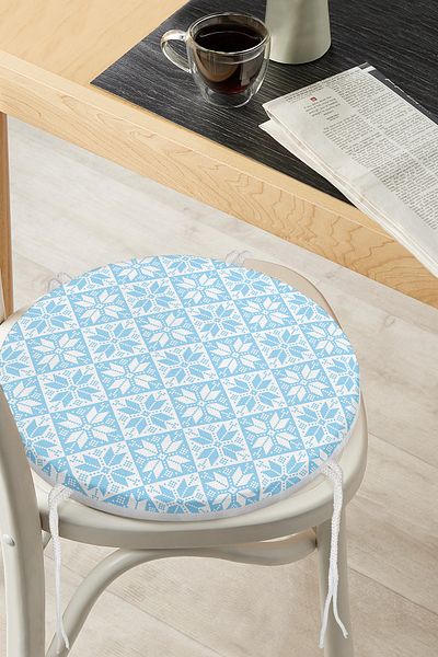 Realhomes Digital Printed Modern Round Zippered Chair Cushion with Snowflake Motif on Blue Background