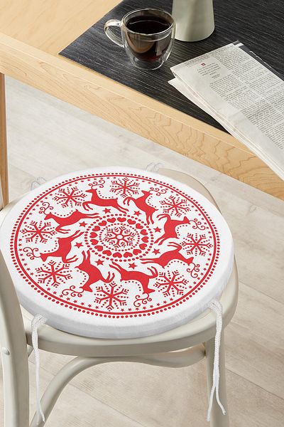 Realhomes Geometric Christmas Deers Digital Printed Round Zippered Chair Cushion