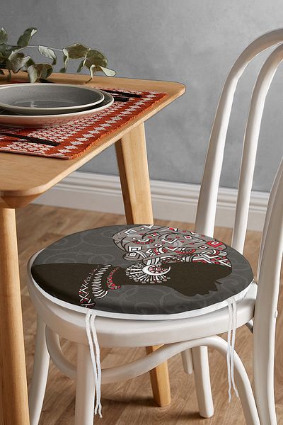 Realhomes Gray Floor Patterned Black Women's Motif Round Zippered Chair Cushion