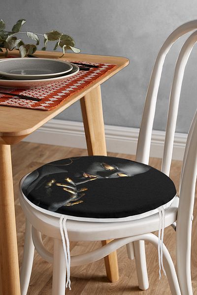 Realhomes Black Women's Motif Special Design Round Zippered Chair Cushion