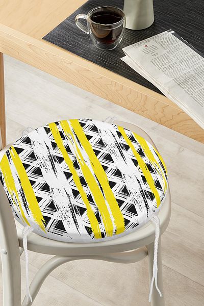 Realhomes Yellow Black Triangle And Lines Patterned Round Zippered Chair Cushion