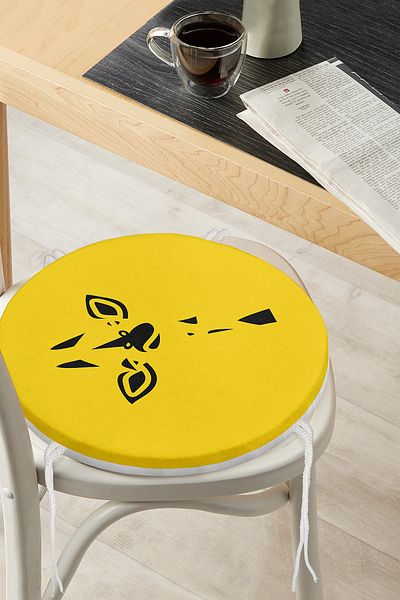 Realhomes Giraffe Silhouette with Onedraw Drawing on Colorful Background Modern Round Zippered Chair Cushion