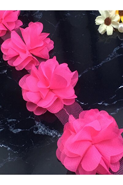 E Elmas زهرة شيفون مقطوعة بالليزر (59 - 60 قطعة) - فوشيا