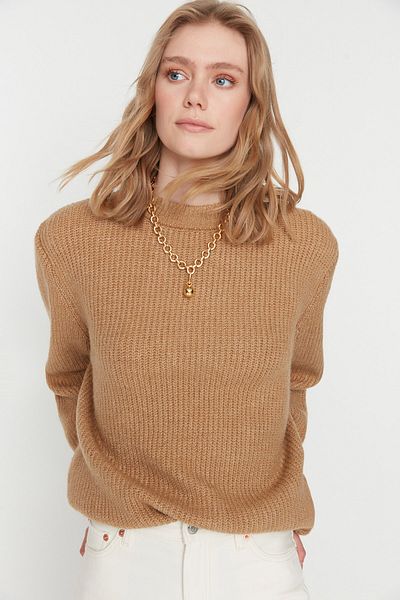 Trendyol Collection Основен трикотажен пуловер Camel Wide Fit Soft Texture TWOAW20FV0142