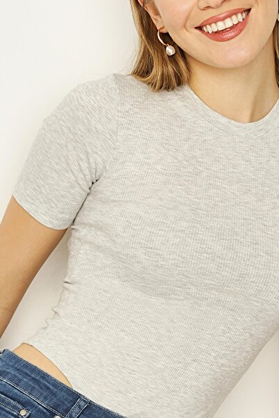 Select Moda Γυναικείο γκρι κοντομάνικο καμισόλε με κουμπωτό κορμάκι