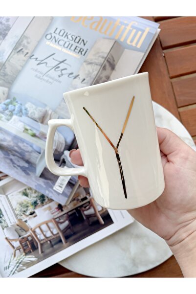 Mugtasarım كوب بورسلين مطلي بالذهب عيار 24 قيراط - 280 سم مكعب - حرف Y