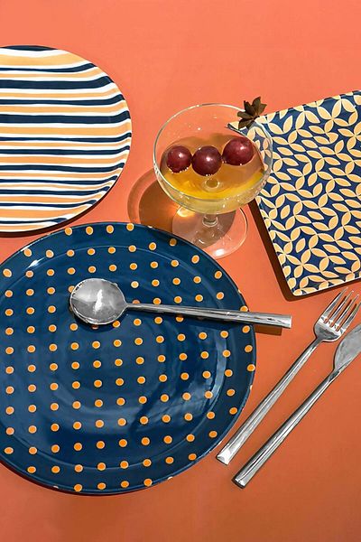 Porland Shapely 18 Pieces - Catering and Breakfast Set for 6 People